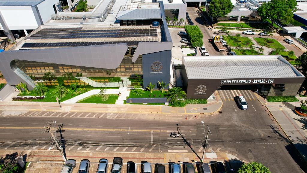 CGE divulga planos de atividades das áreas finalísticas do órgão para 2026 - Fachada da CGE no Centro Político Administrativo